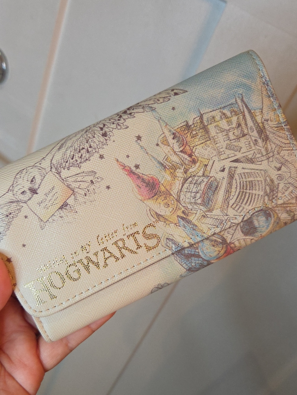 Warner Bros. Harry Potter Cream Wallet with Gold Plaque
